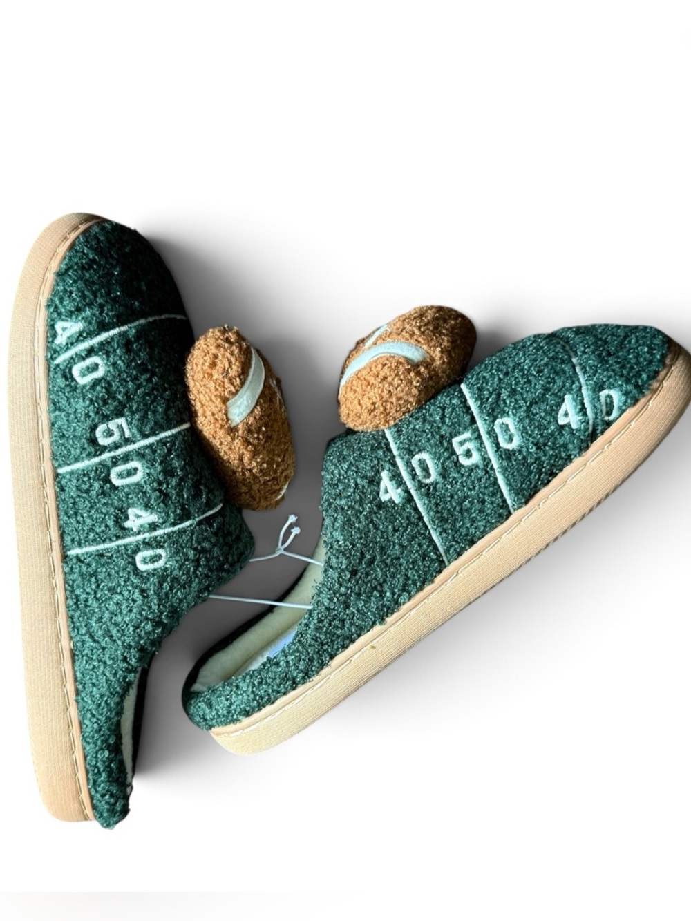 AMERICAN EXCHANGE Green Football Field Slippers Size Medium 11.5” Men NWT